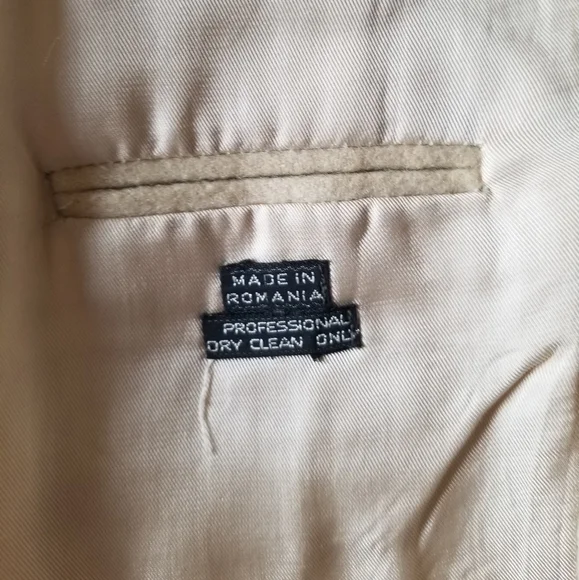 Vintage Pierre Cardin Blazer 38 - Picture 8 of 16